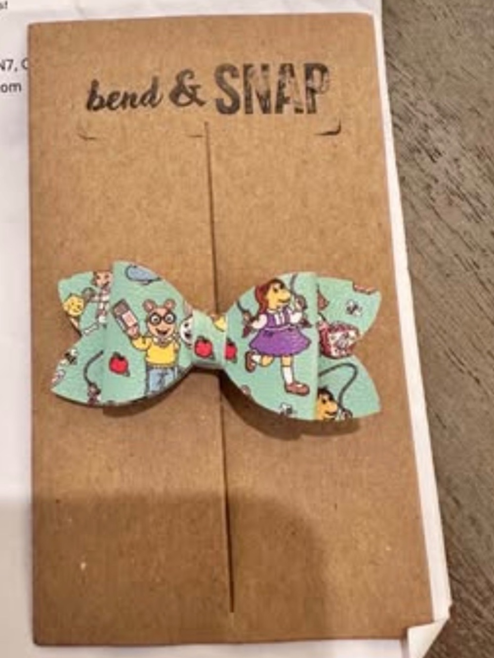 Dear Aspen leather hair bow- Arthur Pattern